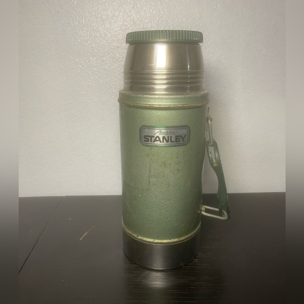 Vintage Stanley Aladdin Green Thermos Bottle 24 oz. Wide Mouth, Pre-Owned